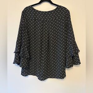 Banana Republic Black and White Patterned Women's Top